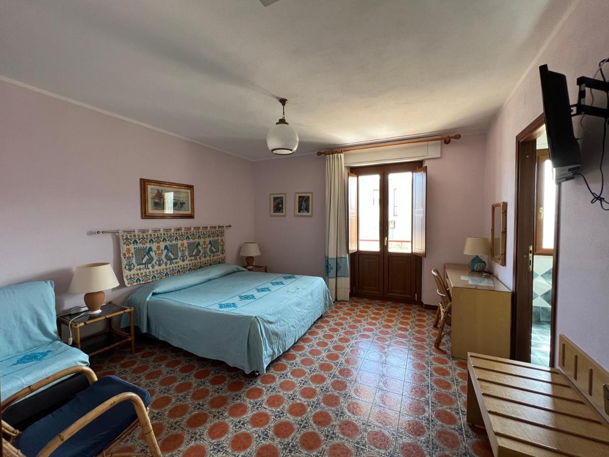 Hotel L'Oasi กาลาโกโนเน ภายนอก รูปภาพ